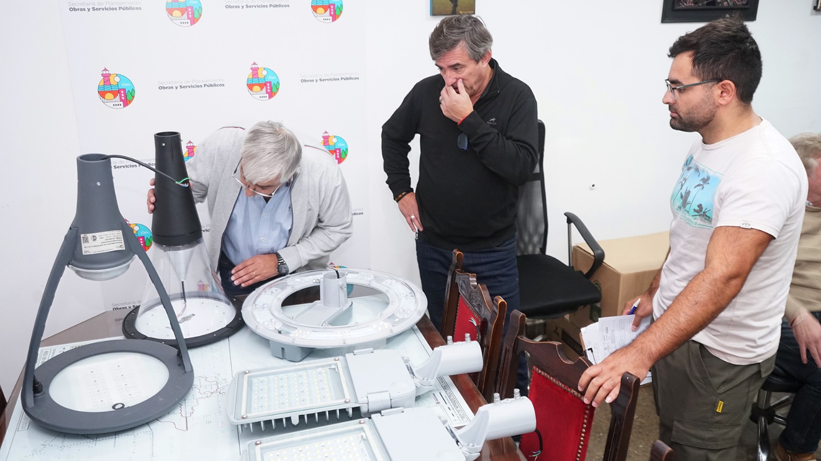 09-04-FOTO-licitacion-Led2