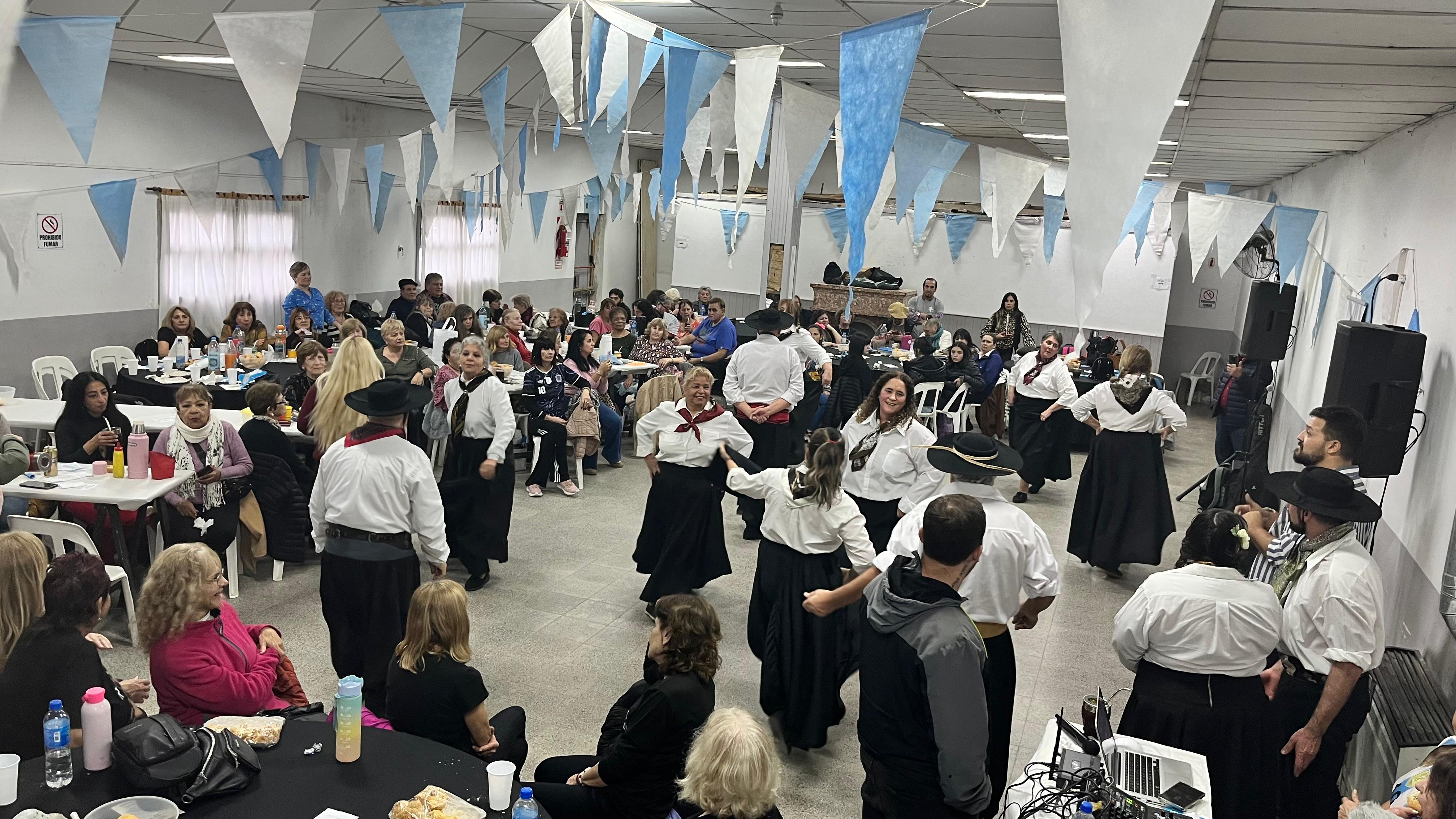 20-07-FOTO-Encuentro-de-Jubilados2